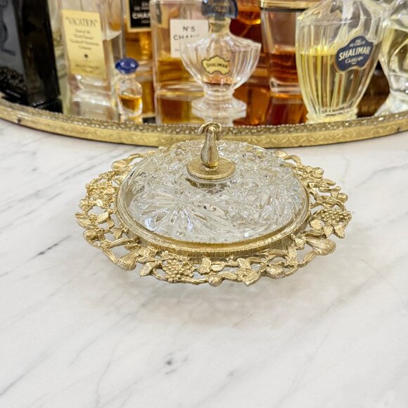 Vintage Hollywood Regency "Celest" Vanity Bowl with Lid - Picture 16 of 17